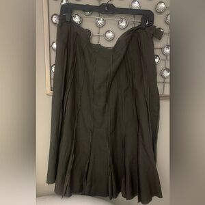 Women’s linen skirt